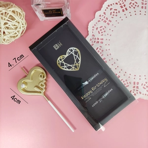 Goldene herzförmige Kerze mit Love-Aufschrift und Perle, ideal für Tortendekorationen