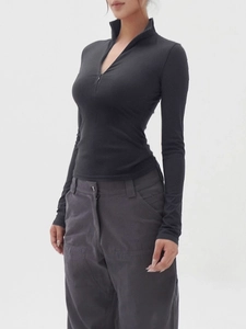 Slim fit long sleeve sports top with V-neck half-zipper and stand collar in black