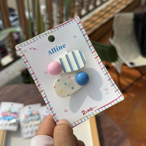 Lot de barrettes en acrylique à rayures et pois avec de jolies perles rondes