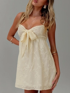 Women's Elegant Sexy Embroidered Lace Mini Dress Fashion Bow Knot Cami Dress Temperament Commute Party Short Dress Creamy White