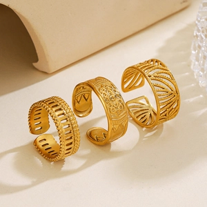 18K gold plated stainless steel adjustable leaf rings set in minimalist vintage style