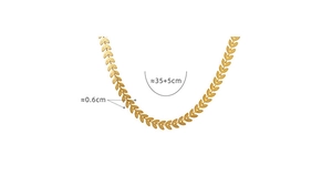 Detailed view of 18K gold leaf necklace chain with dimensions 35+5cm length and 0.6cm width