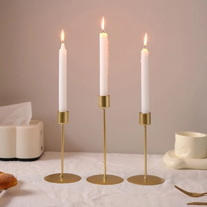 Nordic Metal Candlestick Minimalist Iron Candle Holder Desktop Ornament For Romantic Dinner Wedding Party Home Decor