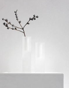Minimalist clear acrylic vase featuring subtle frosted texture and bubbles for floral decor