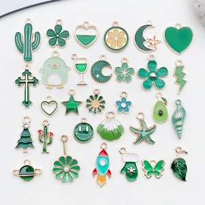 Lot de breloques en émail vert bricolage comprenant cactus, citron et lune pour bijoux