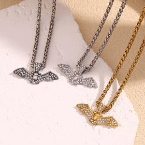 Collier Pendentif Chauve-souris Acier Inoxydable Plaqué Or 18K Strass CZ Hip Hop Chaîne Hommes Bijoux