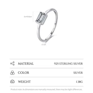 Elegante anello in argento S925 con pietra solitaria taglio smeraldo per donna