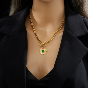 Chic heart malachite gold pendant necklace with OT toggle clasp on a model