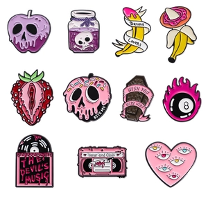 Gothic Punk Enamel Pins Skull Heart Alloy Brooches Cartoon Novelty Badges For Clothes Backpack Lapel Decor