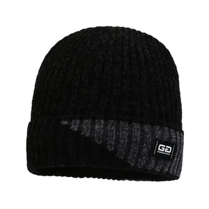 Mens winter warm chenille knit beanie hat with fleece lining and GD logo patch