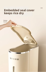 Close-up of airtight seal lid with a built-in moisture-proof box for rice container