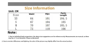 Detailed size chart for wide-leg cargo sweatpants including waist, hip, and length measurements