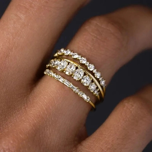 Luxe 18K vergulde stapelbare ringen set met ovale en baguette-zirkonia voor vrouwen