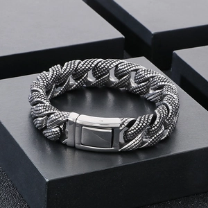 Retro punk 15mm stippled Cuban chain bracelet in textured stainless steel for men