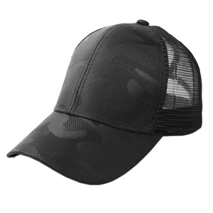 Cappellino sportivo mimetico nero stile trucker con rete traspirante per uomo e donna