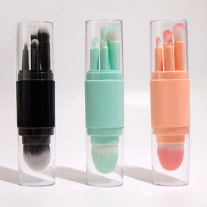 Portable Multi-Functional Makeup Brush Retractable Synthetic Fiber Bristles For Eyeshadow Powder Foundation Blush