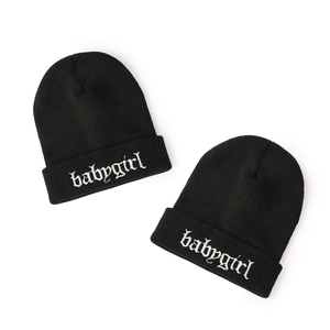 Two-piece set of black knitted beanies with white babygirl gothic letter embroidery