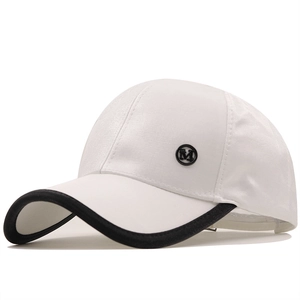 Fashion Satin Baseball Cap With M Letter Logo Contrast Color Brim Mercerized Cotton Adjustable Casual Sunshade Hat For Women Men