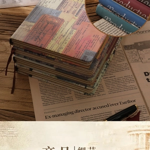 Primo piano di diari vintage con motivi di vecchi biglietti ferroviari