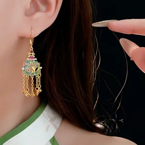 Boucles d'oreilles 18K à pampilles dorées avec cœur en émail vintage et détails cloisonnés