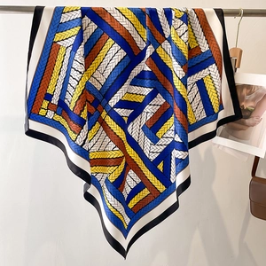 Fashionable 90x90cm twill silk square scarf with geometric twist patterns and color blocks