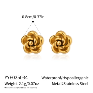 Detail view of 0.8cm gold rose earrings in stainless steel with size and weight info