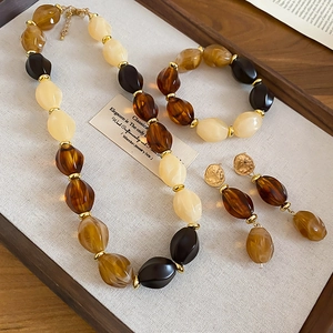 Vintage Jewelry Necklace Bracelet Earrings Alloy Acrylic Resin Beads 925 Sterling Silver Earring Post Women Maillard Style