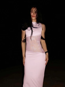 Pink sleeveless lace patchwork long dress with backless design and slim fit cut
