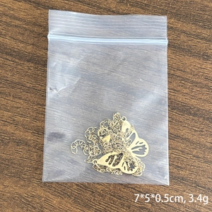 Collier en acier inoxydable plaqué or 18 carats avec pendentif papillon évidé et chaîne