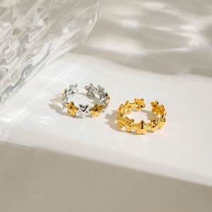 Star-shaped 18K gold-plated adjustable stainless steel open rings in dual-tone finish
