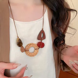 Vintage Bohemian Pendant Necklace For Women Rattan Wood Resin Geometric Circle Triangle Long Sweater Chain Ethnic Jewelry