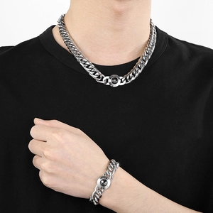 Ensemble chaîne cubaine en acier argenté avec fermoir cristal noir pour hommes