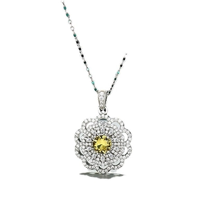 Collier tournesol élégant en argent avec gemme jaune centrale et incrustation zircon