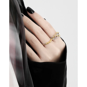 Modern S925 sterling silver thorn-shaped irregular wrap double-finger ring for women