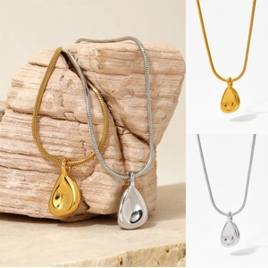 Fashionable Stainless Steel Waterdrop Pendant Necklace With Snake Chain Minimalist Elegant High Polish Jewelry For Women