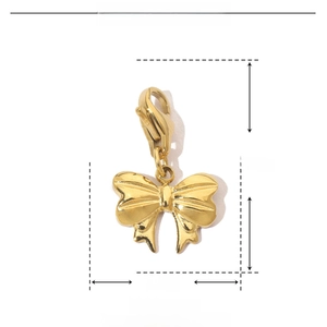 Detaillierte Größentabelle eines goldenen Edelstahl-Schleifenanhängers 20mm x 13mm