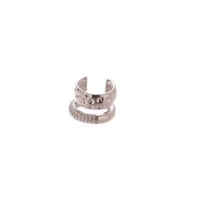 Manchette d'oreille double en argent avec métal martelé et pierres de zircon brillant