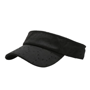 Atmungsaktive schwarze Sonnenblende aus perforiertem Stoff für Outdoor-Sportaktivitäten