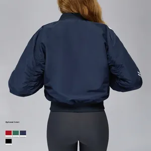 Giacca sportiva bomber vestibilità comoda con strisce bianche sulle maniche e antivento