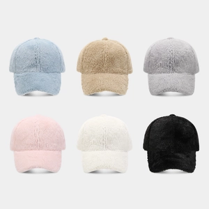 Casquettes de baseball en fausse fourrure pelucheuse en six couleurs avec rayures verticales