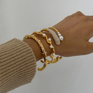 French vintage 18k gold plated stainless steel cuff bracelet set with pearls and zircons