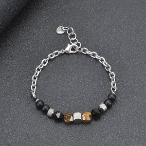 Bracciale da uomo in pietre naturali opache con chiusura in acciaio inossidabile e occhio di tigre