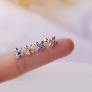 Ohrstecker aus Titanstahl mit Kreuzmotiv, Gold Silber Plattierung und Zirkonia Steinen