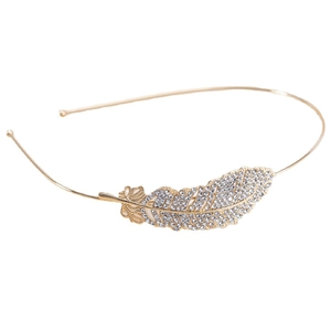 Elegant gold alloy feather headband with sparkling rhinestones for a stylish look