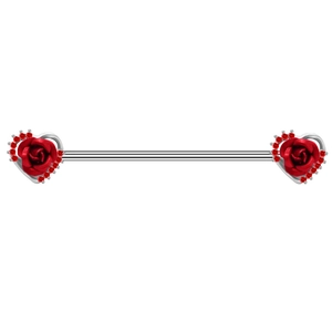 Dettaglio piercing industriale con rose rosse e cornici a cuore decorate con strass