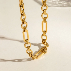 Collier chaîne en acier inoxydable doré avec maillons trombones et ronds