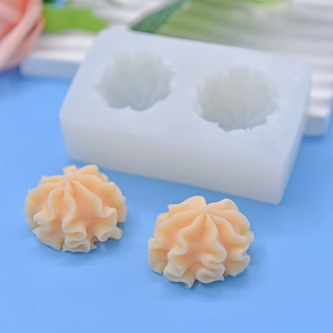 Rectangle silicone mold featuring two floral pattern cavities for DIY flower cookies