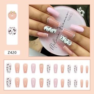 Unghie finte french rosa medio-lunghe luccicanti con sorrisi e strass Z420