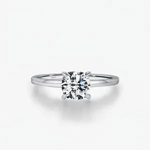 Moissanite Ring 925 Sterling Silver D Color VVS1 Sparkling Chic Jewelry For Women Engagement Proposal