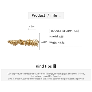 Detailed size measurement of golden multi-layer spiral earrings in 4.5cm x 3.5cm
